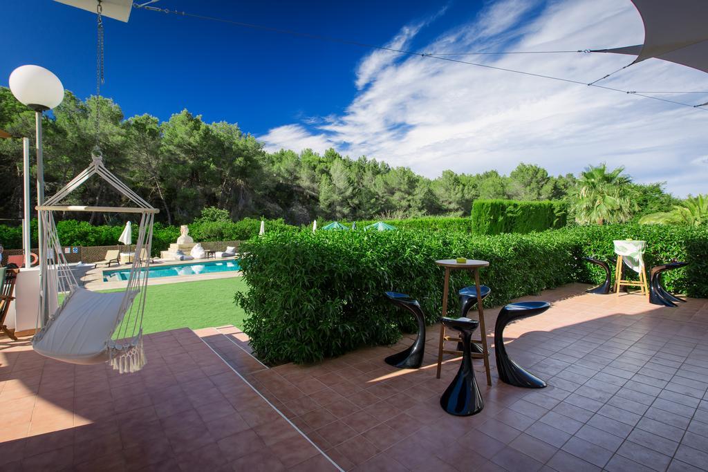 Apartamentos Colomar Santa Eulària des Riu Exterior foto